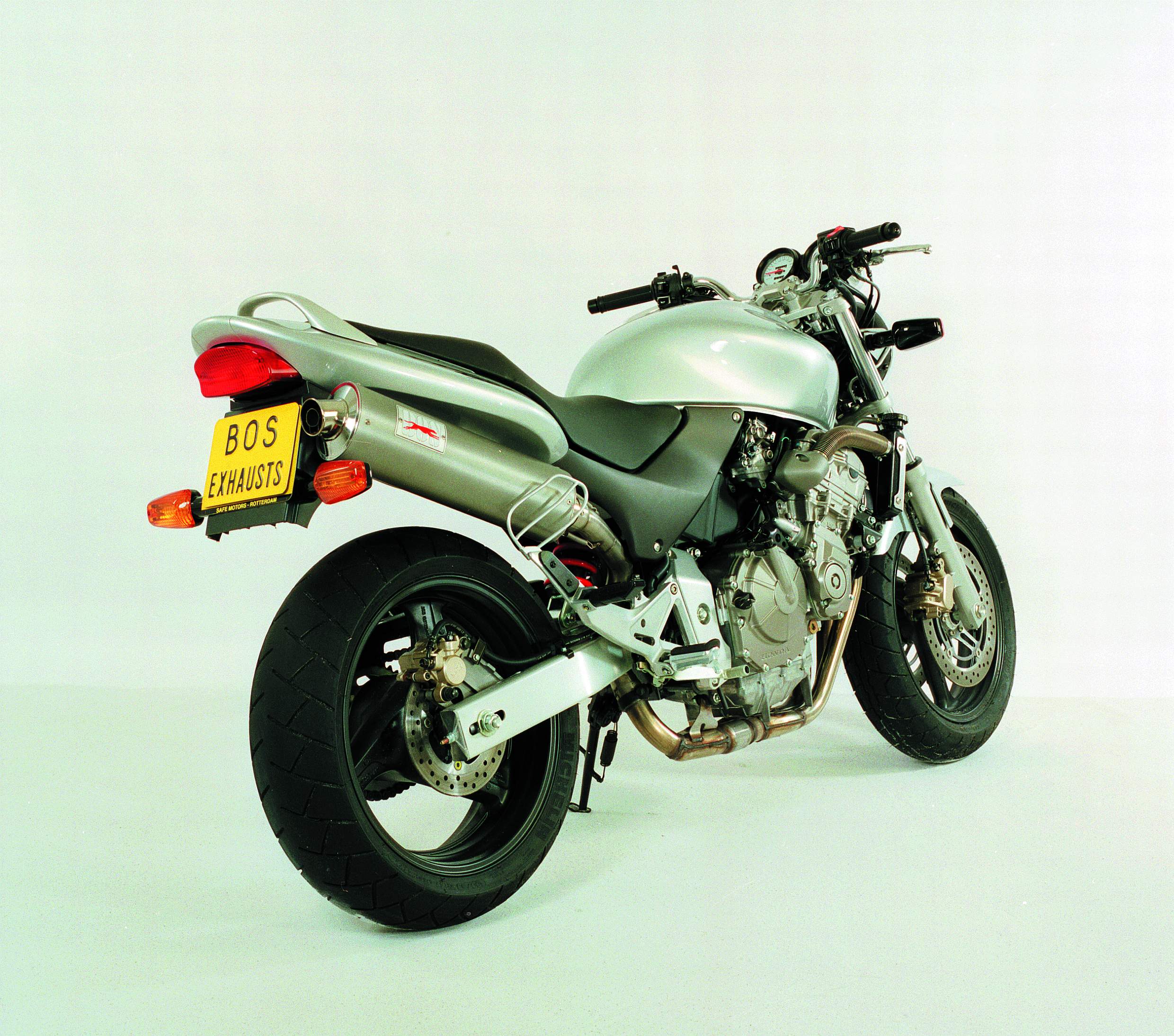 CB 600 Hornet -02